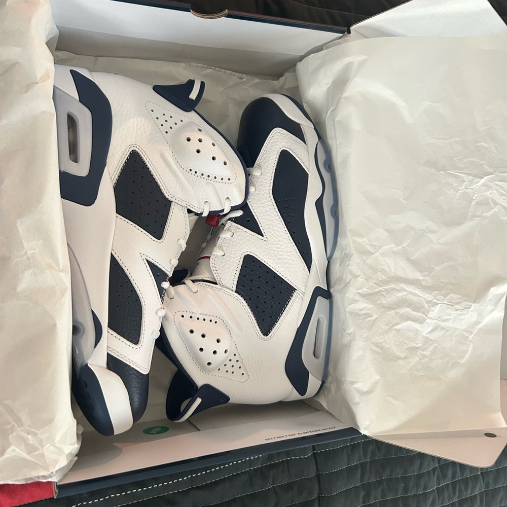 Jordan Olympic 6’s size 10 deadstock